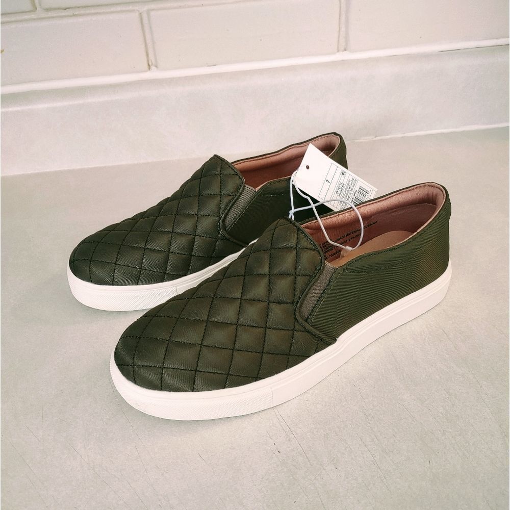 A NEW DAY RETRO STREET WEAR SNEAKERS SIZE 7 - Picture 3 of 9